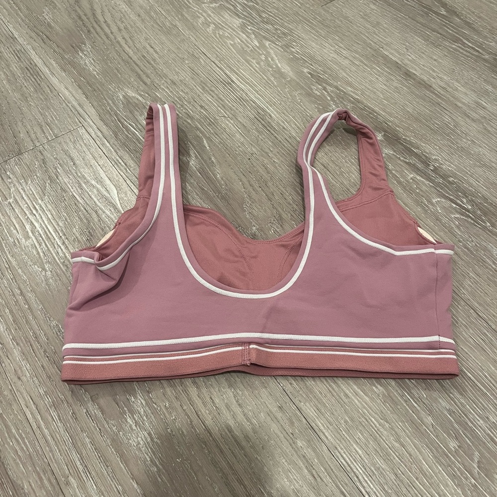 ALO Yoga Dusty Pink Women's Set - Picture 4 of 4